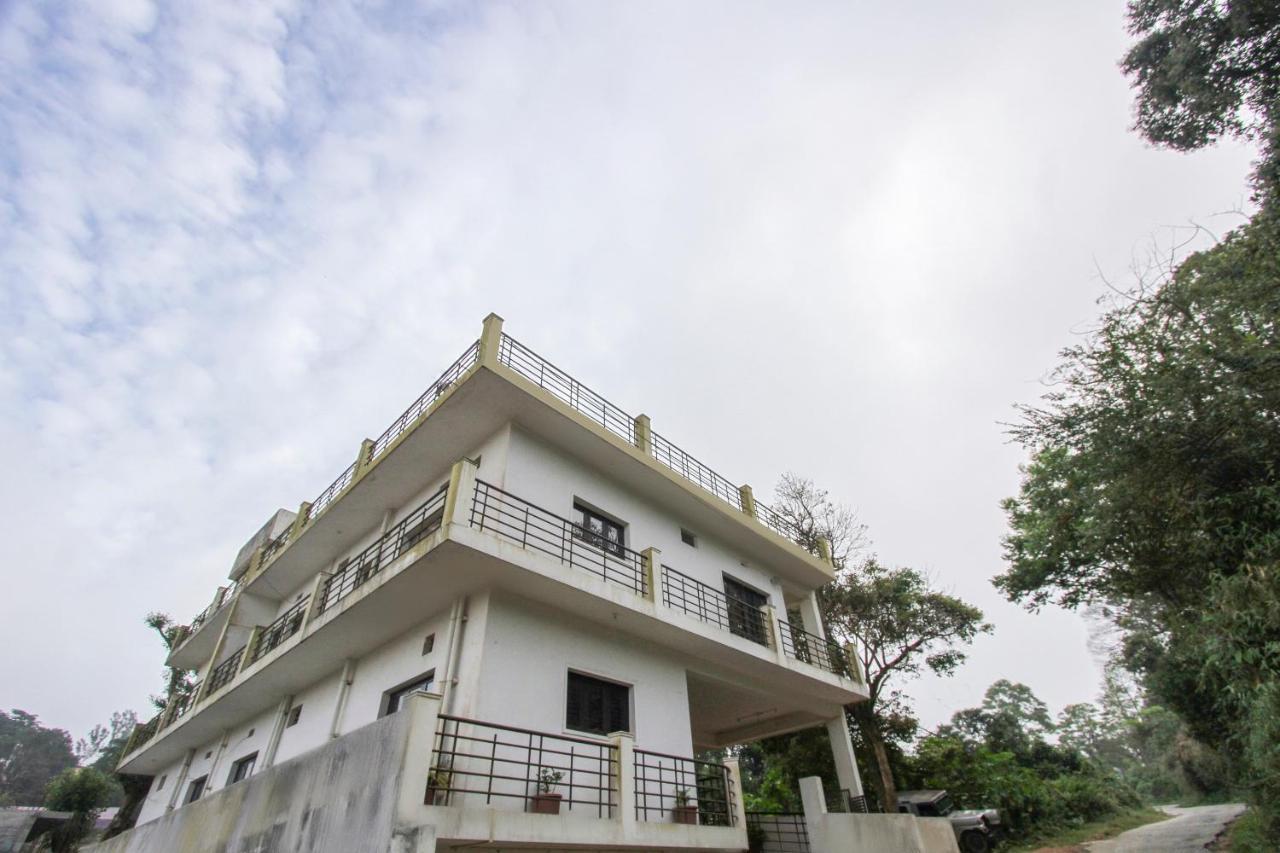 Oyo 68307 Green Line Service Apartments Madikeri Exterior foto